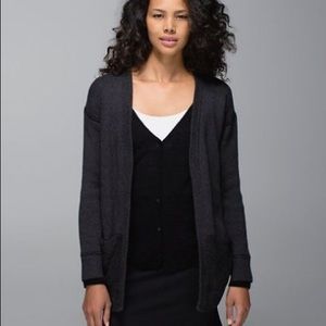 Lululemon Vestigan (Size 10, HBLK/BLK)