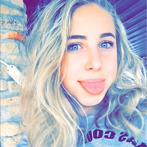 Meet your Posher, Carson