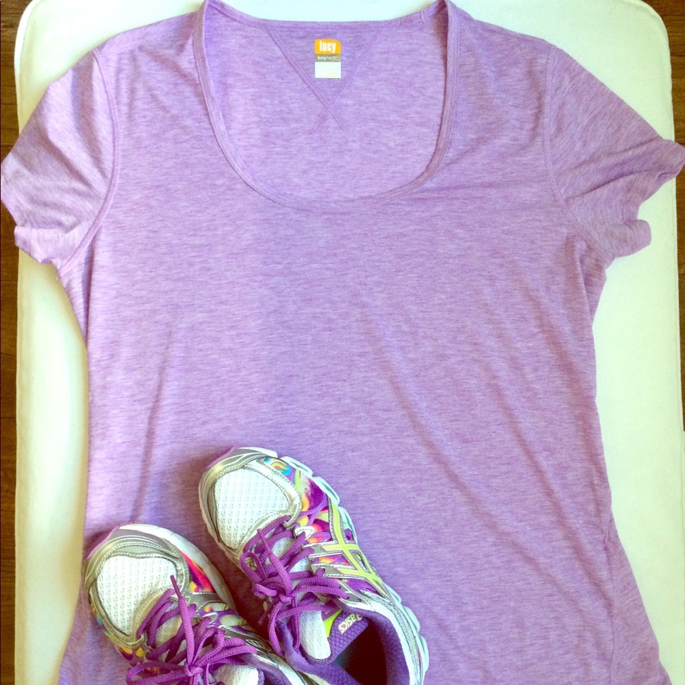 Like New Lucy workout shirt