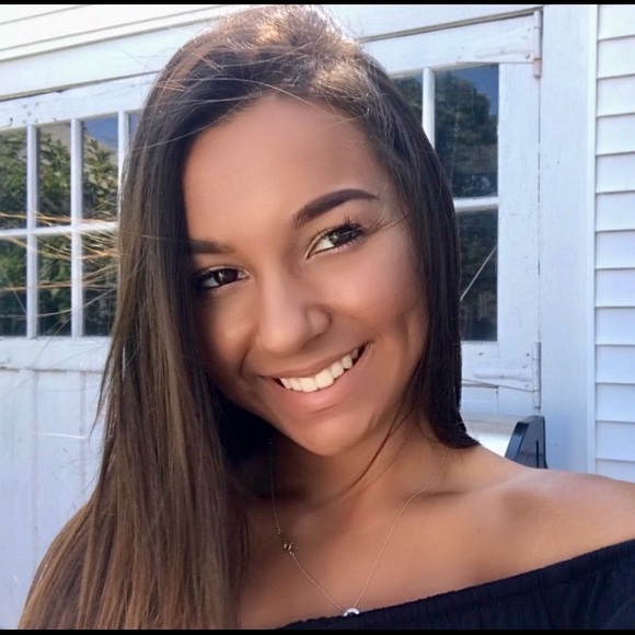 Meet your Posher, Kerrilyn - Picture 1 of 1