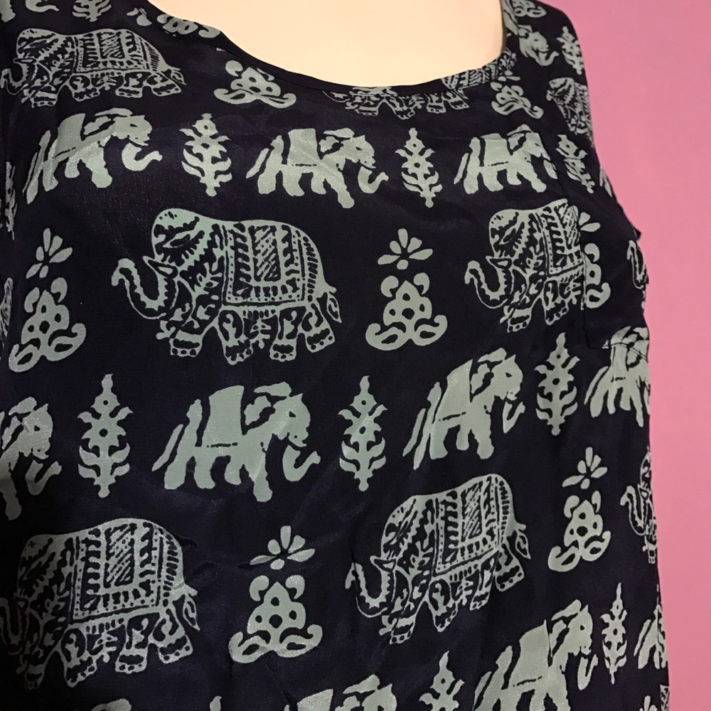 Lucky Brand navy elephant print blouse - Picture 4 of 8