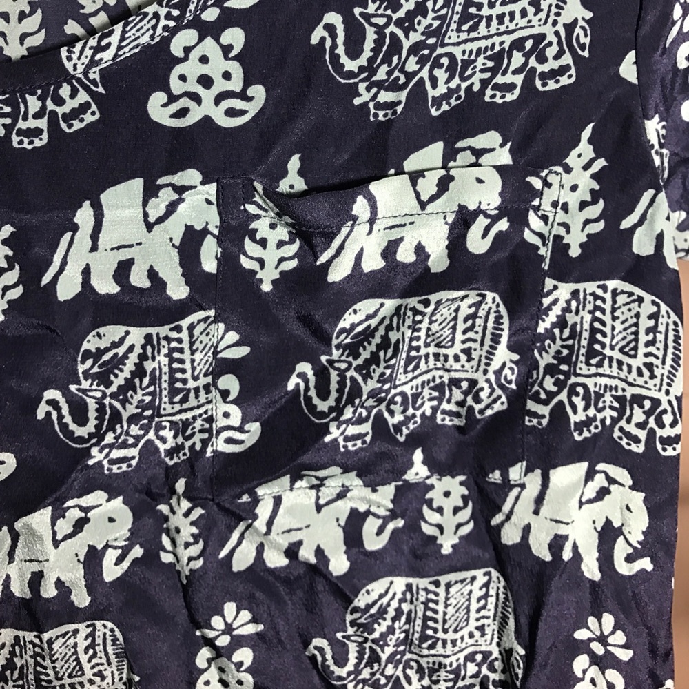 Lucky Brand navy elephant print blouse - Picture 8 of 8