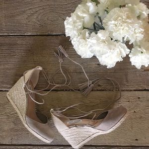 || bestbow wraparound wedge