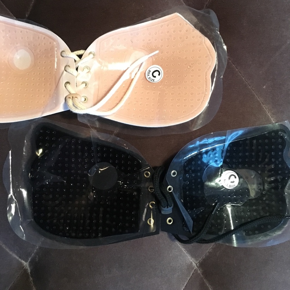 β¨NWT 2 Sticky bras: black & cream - Picture 4 of 5
