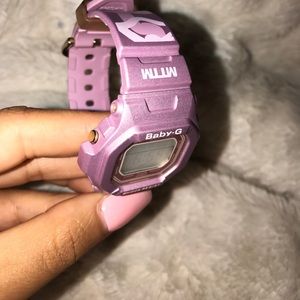 'MARRIED TO THE MOBB' baby g G-Shock.