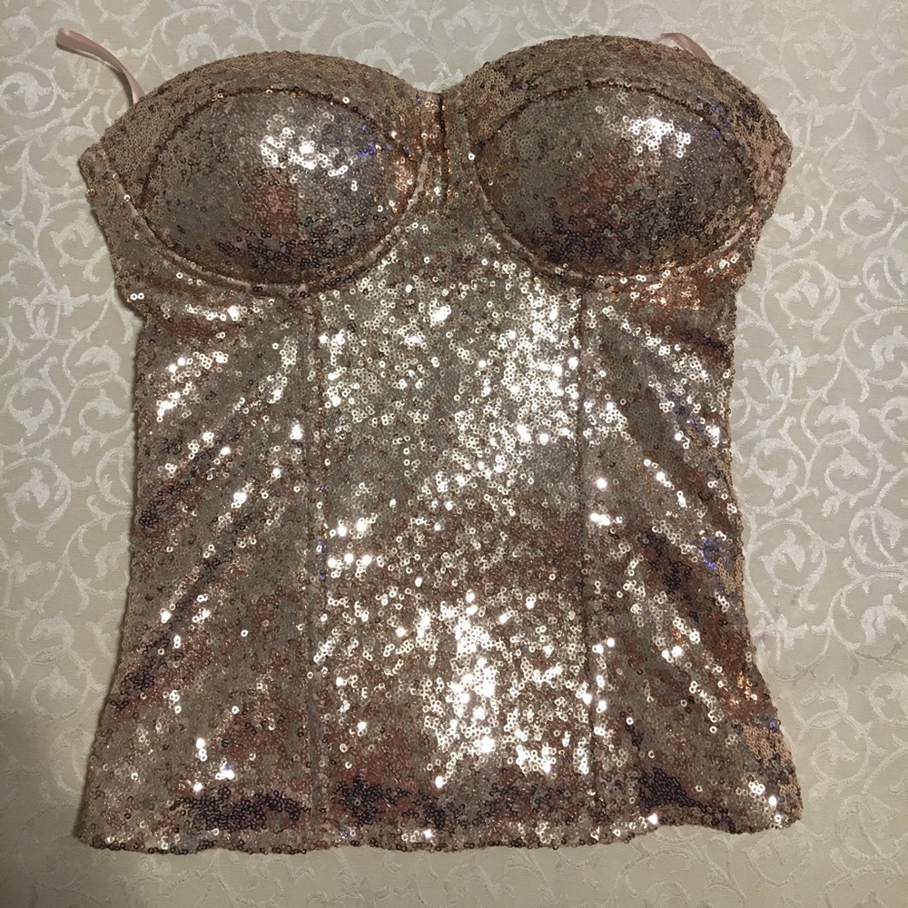 Tank, size M, lace-up top