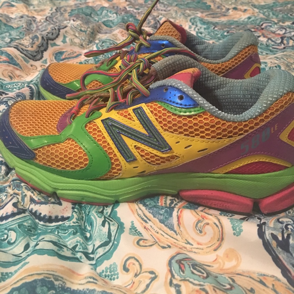 New balance shoes