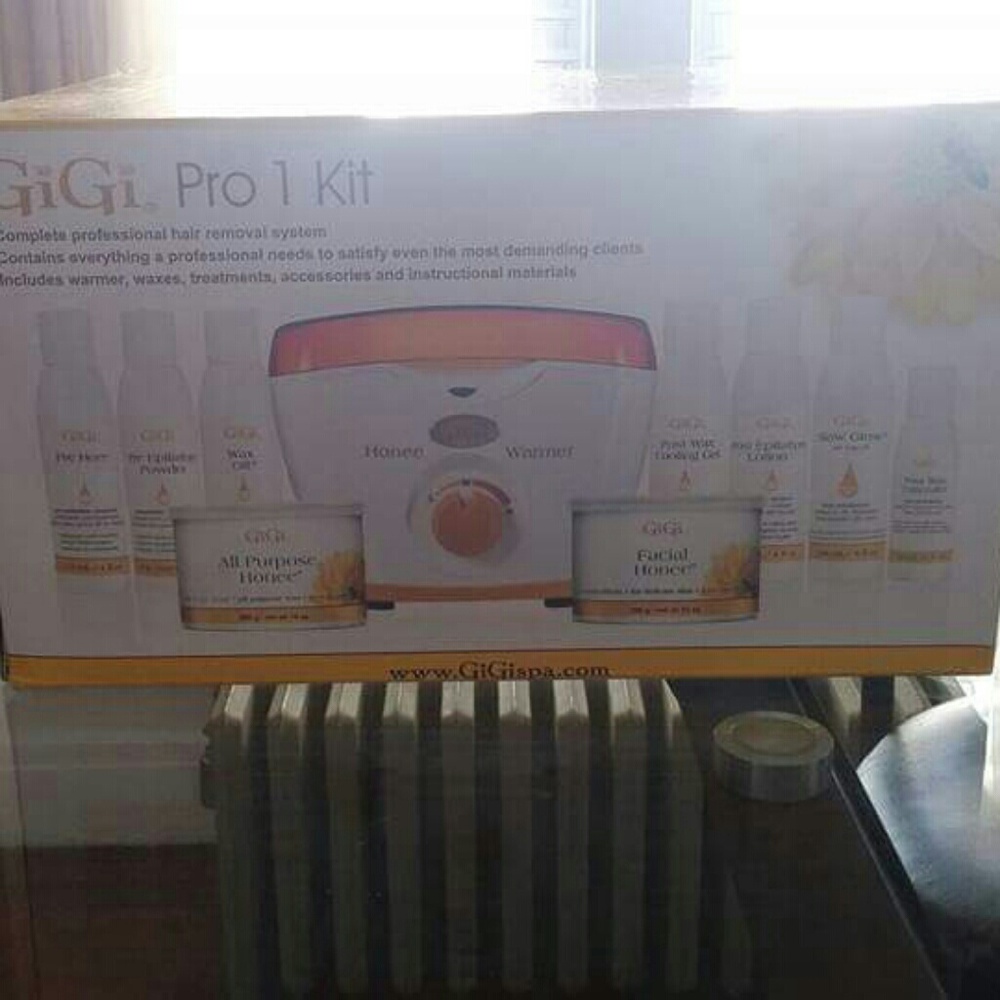 Gigi Pro 1 waxing kit BRAND NEW!!