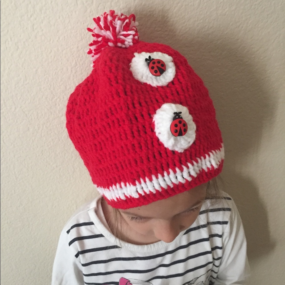 Knitting girl hat