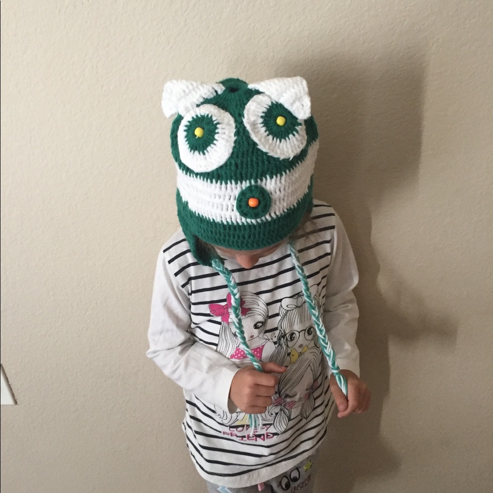 Knitting hat