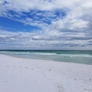 Meet your Posher, Derek