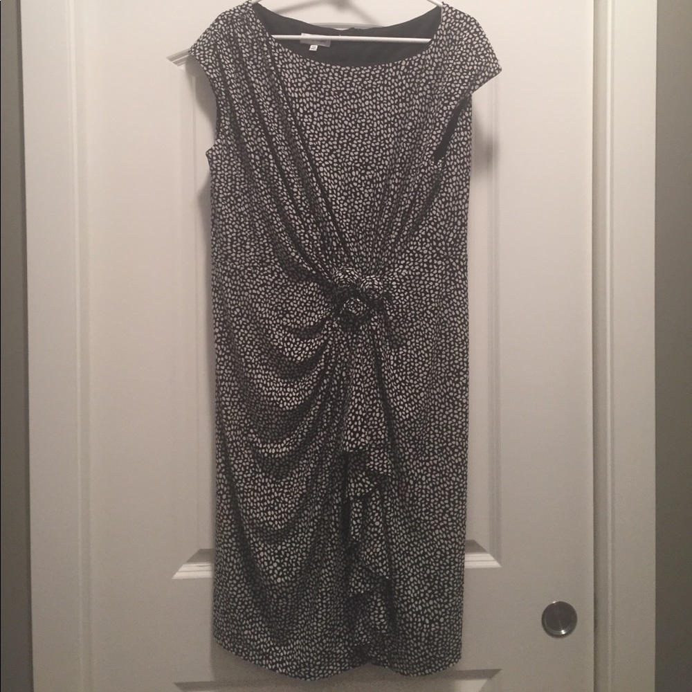 Jones Studio Gathered waist dress