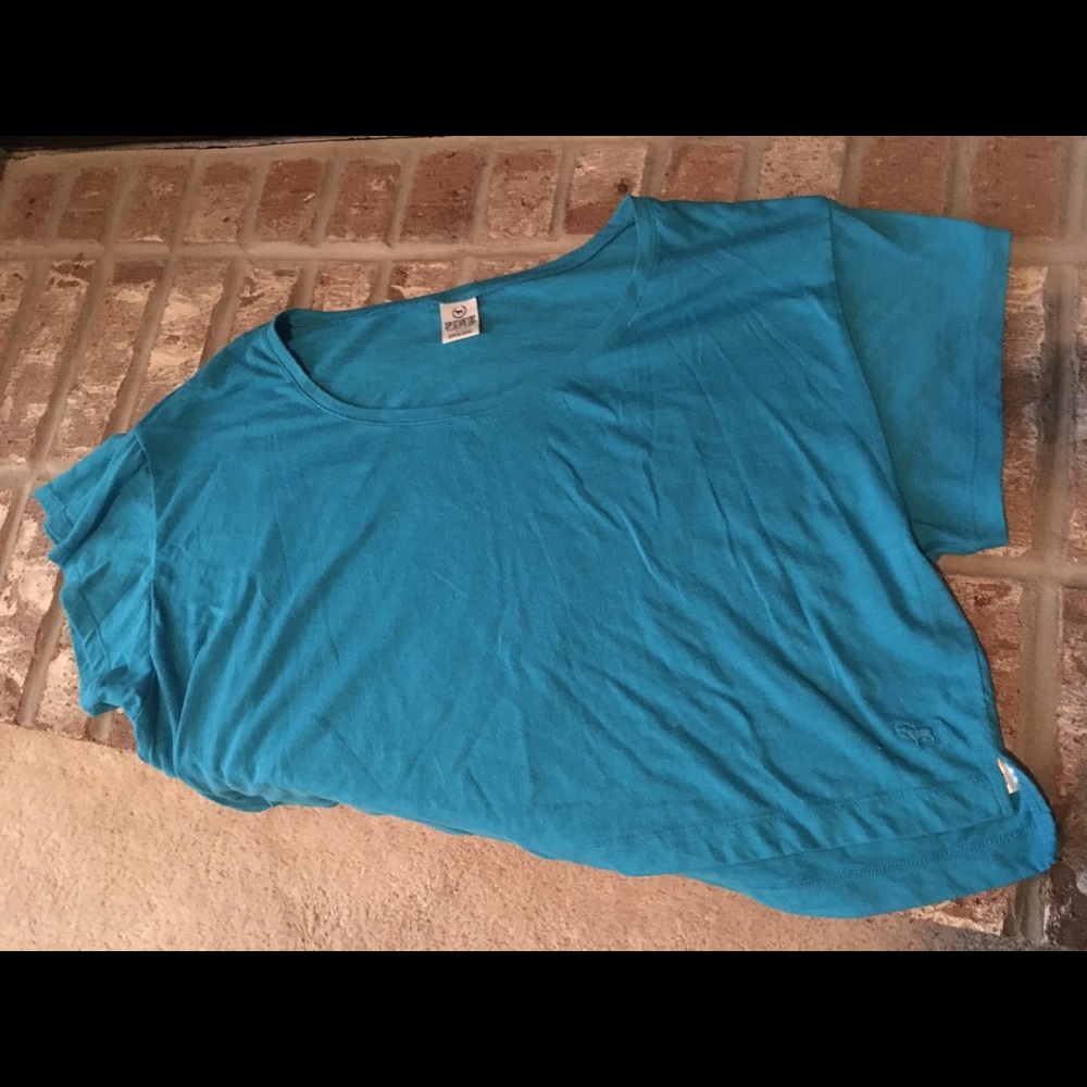 VS Pink Blue Boxy Fit Cropped Tee Sz Medium