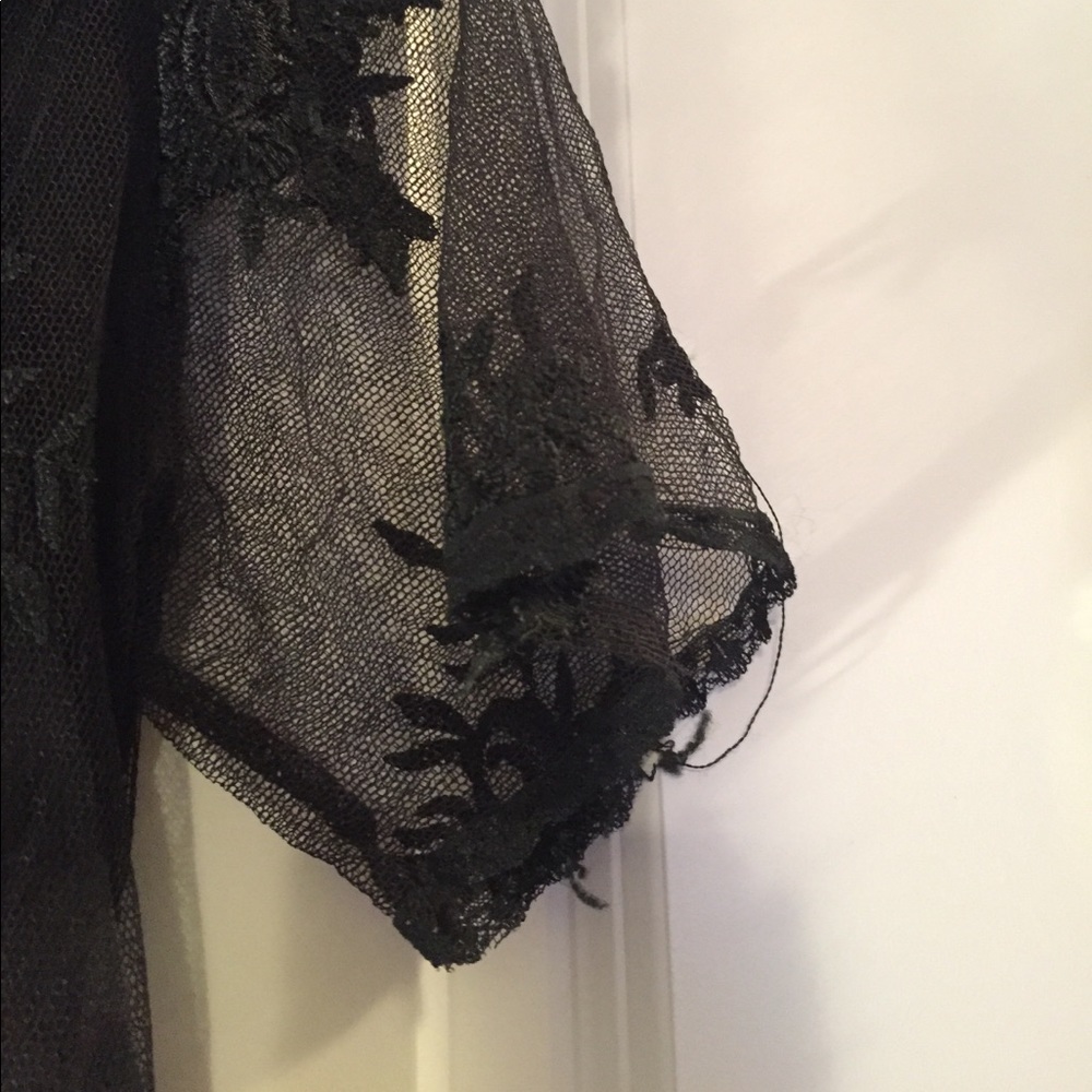 Dress - Picture 3 of 6