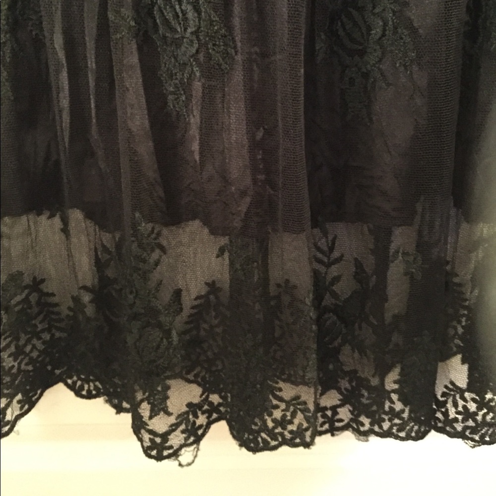 Dress - Picture 4 of 6