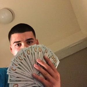 Meet your Posher, Eric