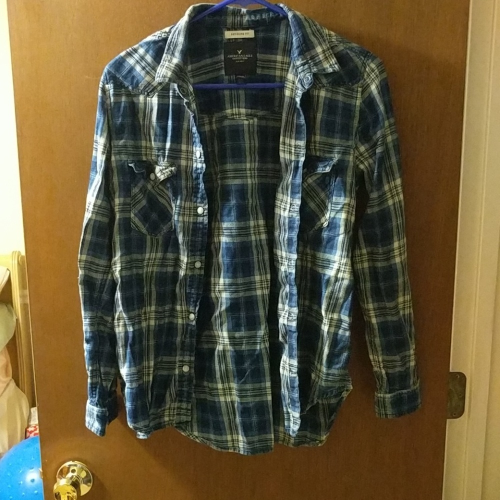 American Eagle button down