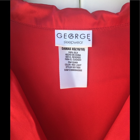 Vintage red silk men's sleep wear shirt dress - Picture 7 of 8