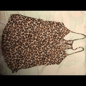 Victoria Secret flowy leopard tank😍😍😍 Victoria Secret flowy leopard tank😍😍😍