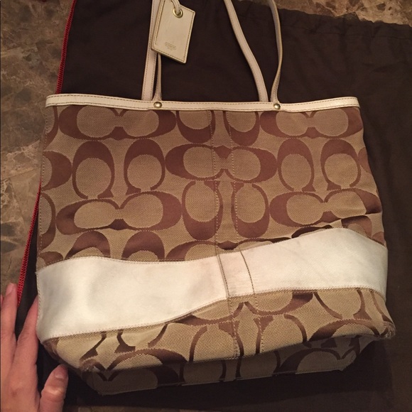 Coach Purse - Picture 3 of 8