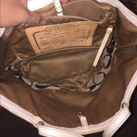 Coach Purse - Picture 4 of 8