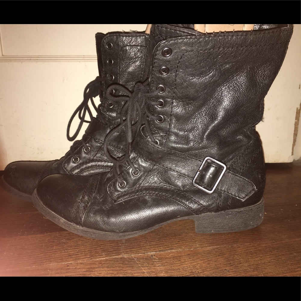 Combat boots