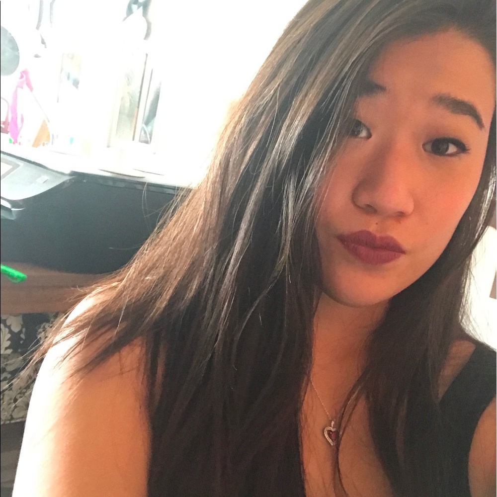 Meet your Posher, Lily