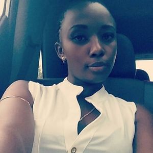 Meet your Posher, Chandelier