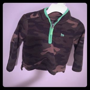 Boy's 18month camo pullover
