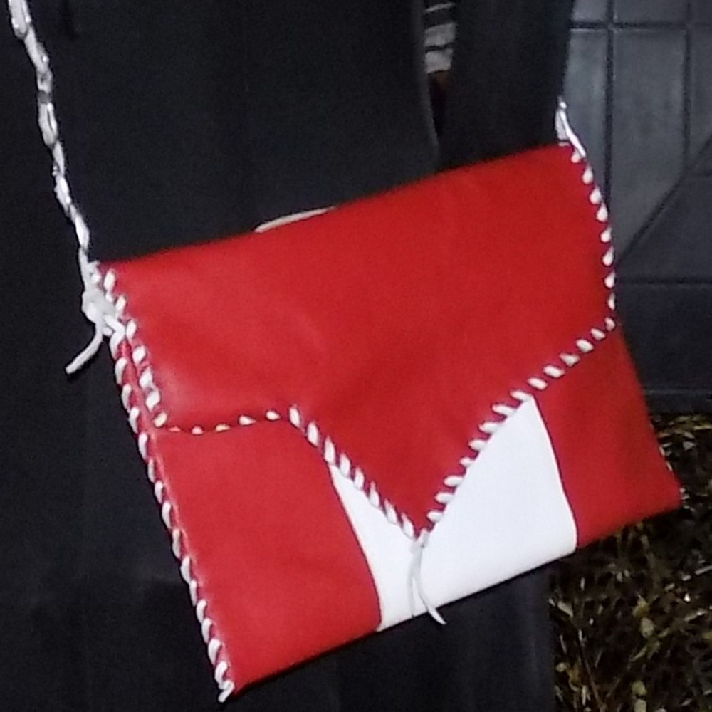 Crossbody Ipad-Bag in red and white