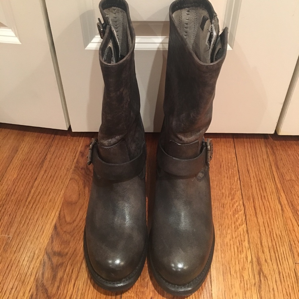 Frye 'Veronica Short' Slouchy Boot in black