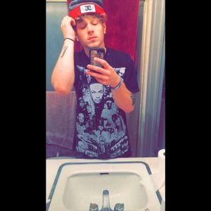 Meet your Posher, Gregory