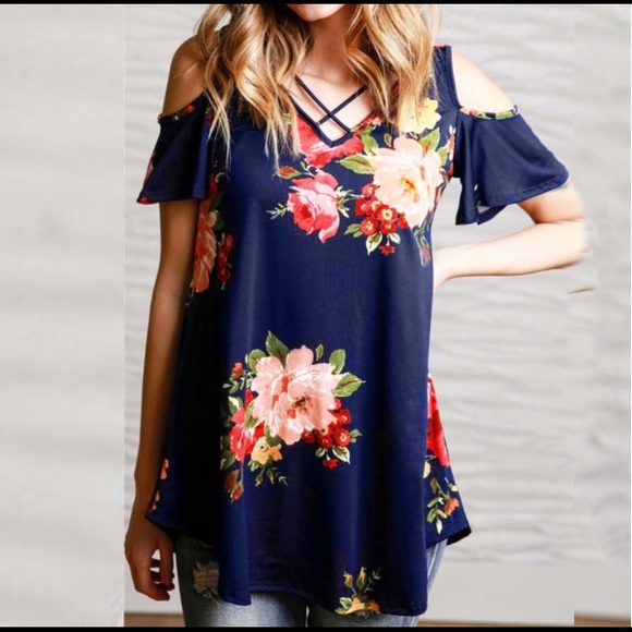 B2G1♦️Floral Cold Shoulder Blouse Navy - Picture 3 of 8