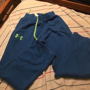 UnderArmour sweats Medium - like New UnderArmour sweats Medium - like New