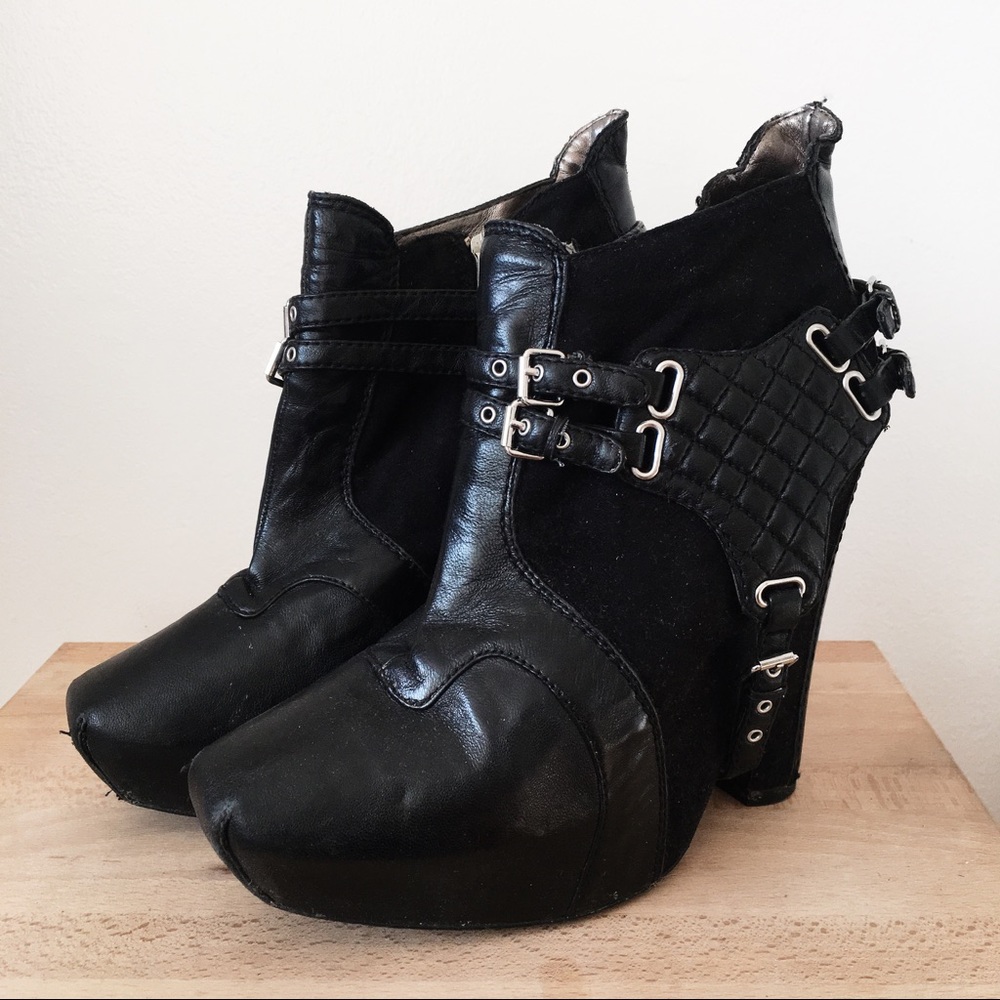 Sam Edelman "Mary-Kate Olsen" Zoe booties