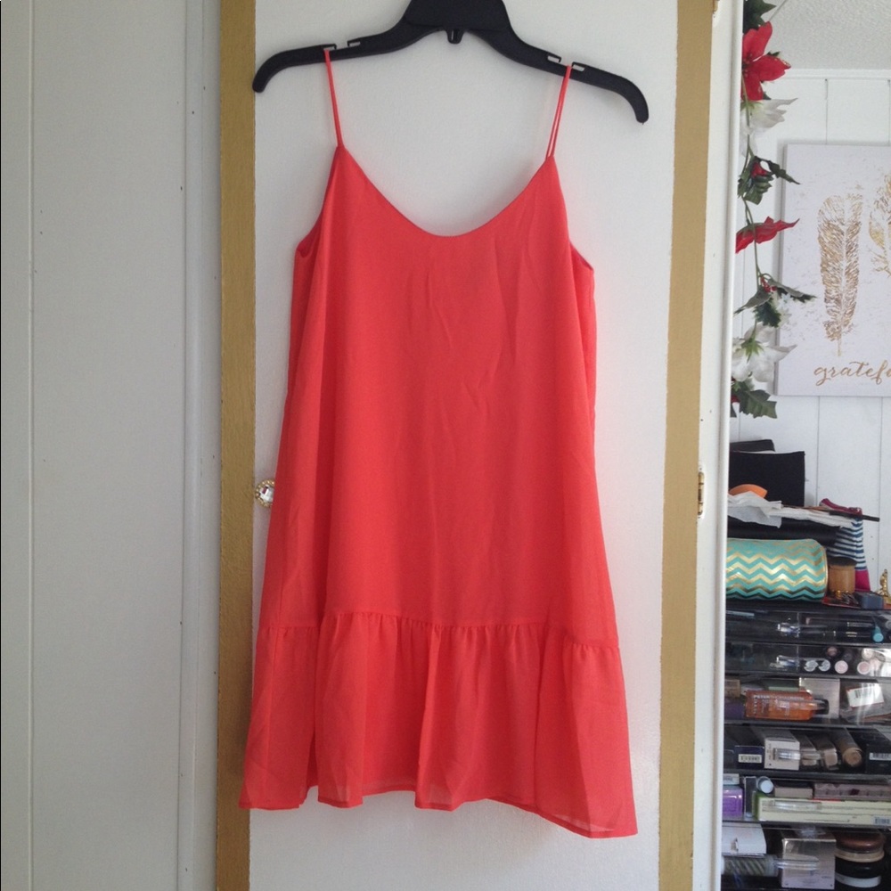 🌼5 for $25🌼 Coral Tunic Top (NWOT)