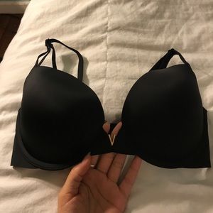 Very Sexy Luminous Push Up Bra