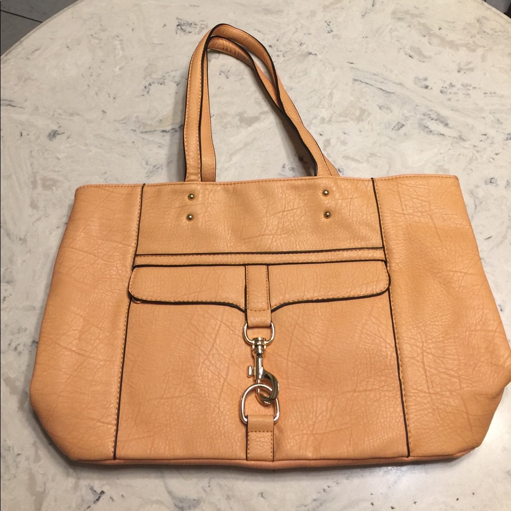 Fun Yellow Purse With Gold Hardware!!