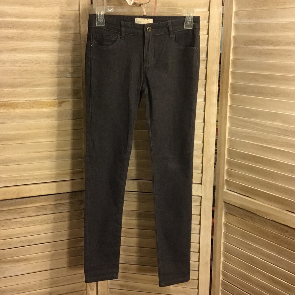 Forever 21 skinny jeans dark gray, like new.