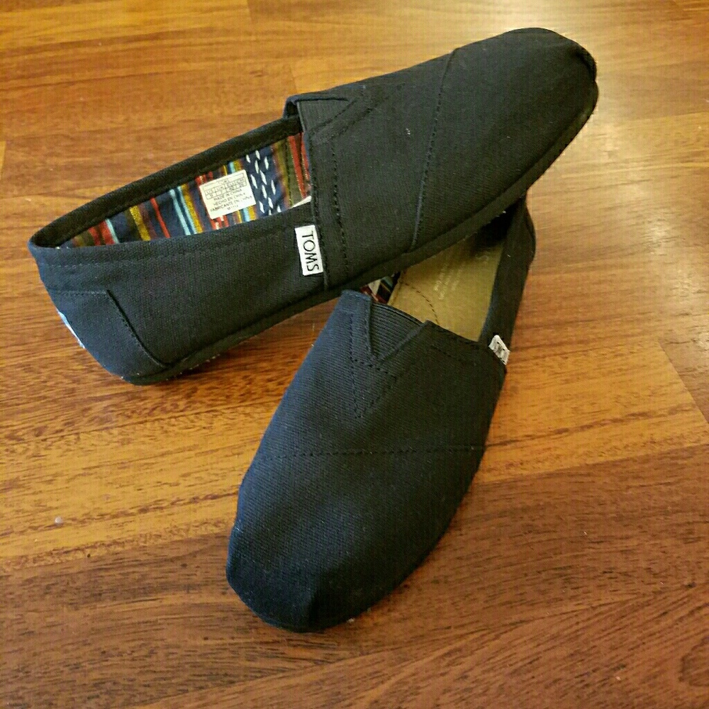 Black Cotton Tom's
