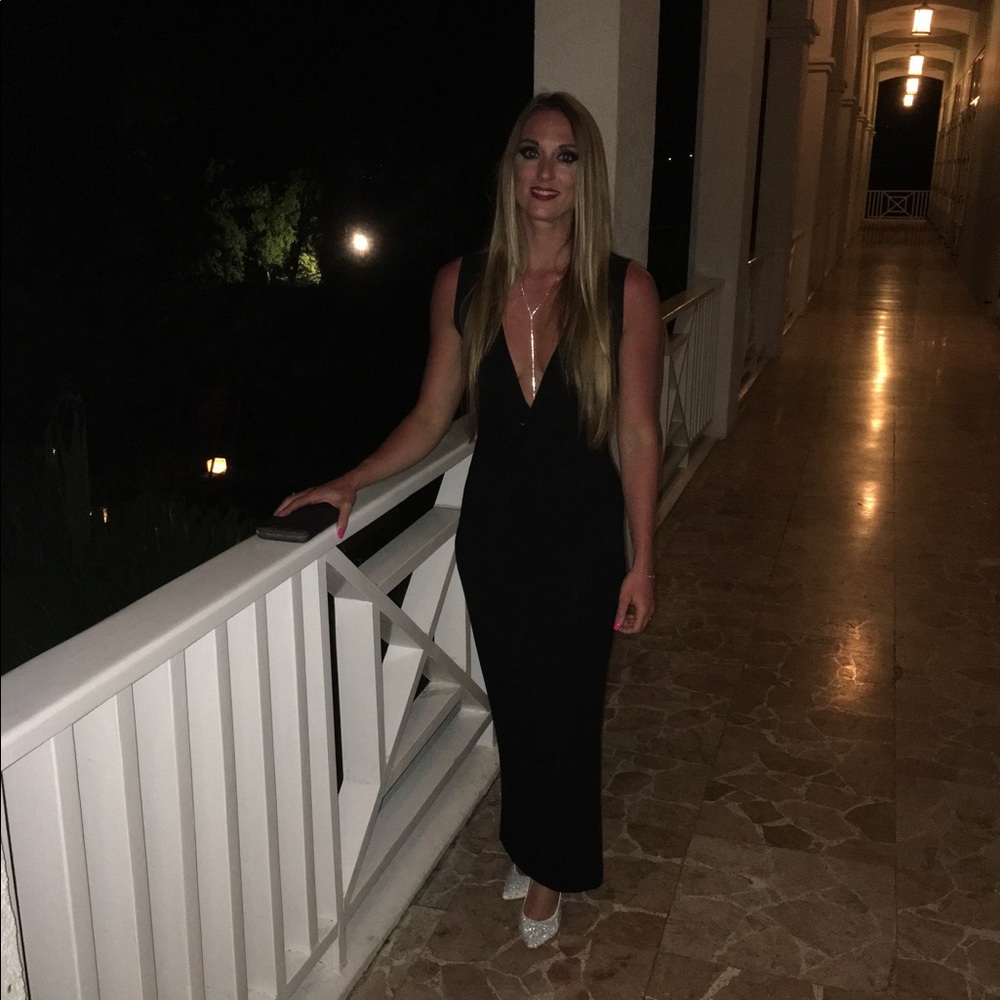 Meet your Posher, Jenelle