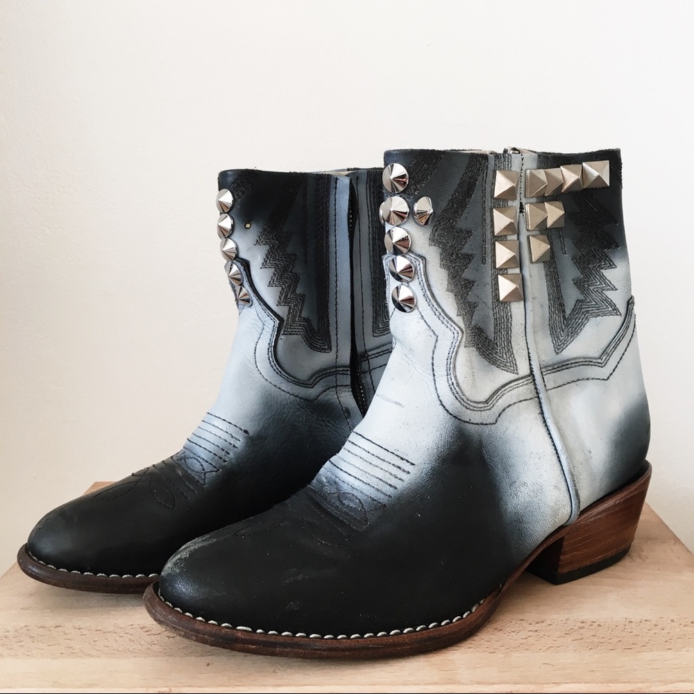 Spell & the Gypsy Collective boots