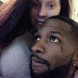 Meet your Posher, Dom