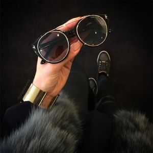 Tom Ford Joan - like new, NO scratches! Tom Ford Joan - like new, NO scratches!