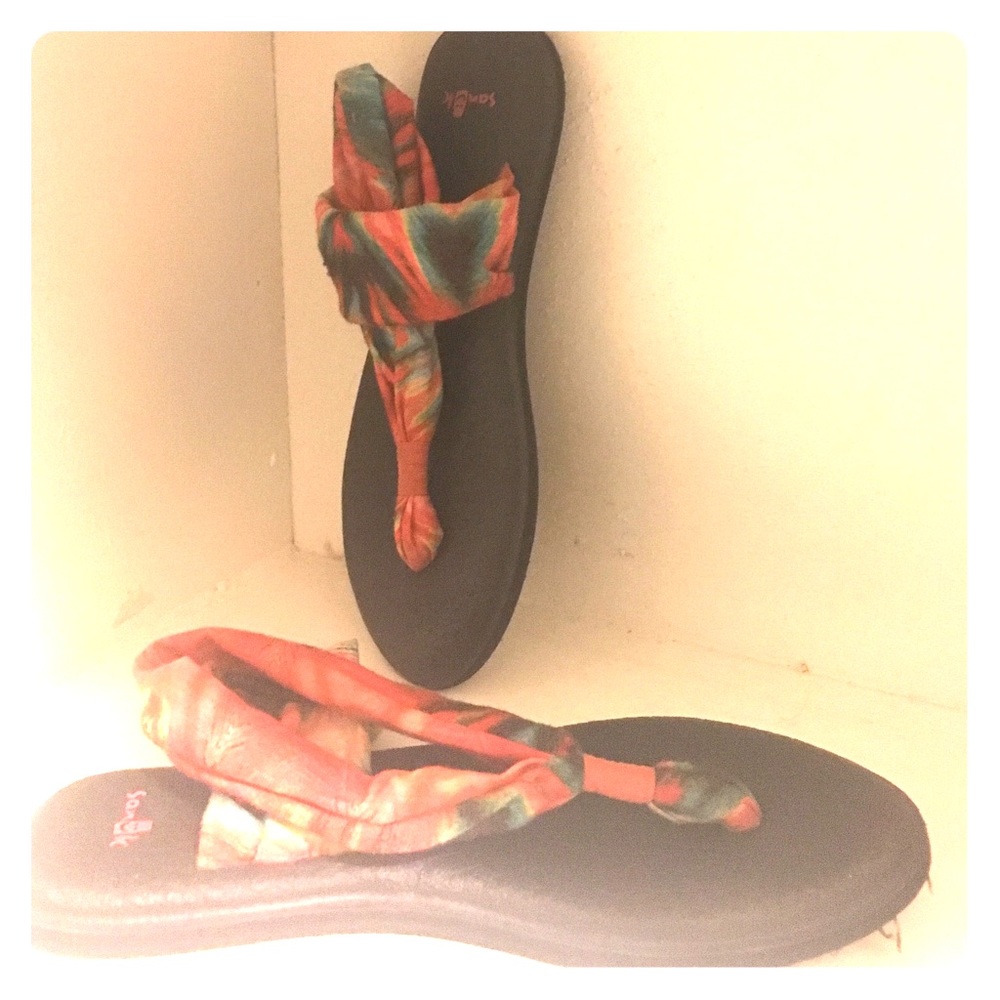 Hippie flats