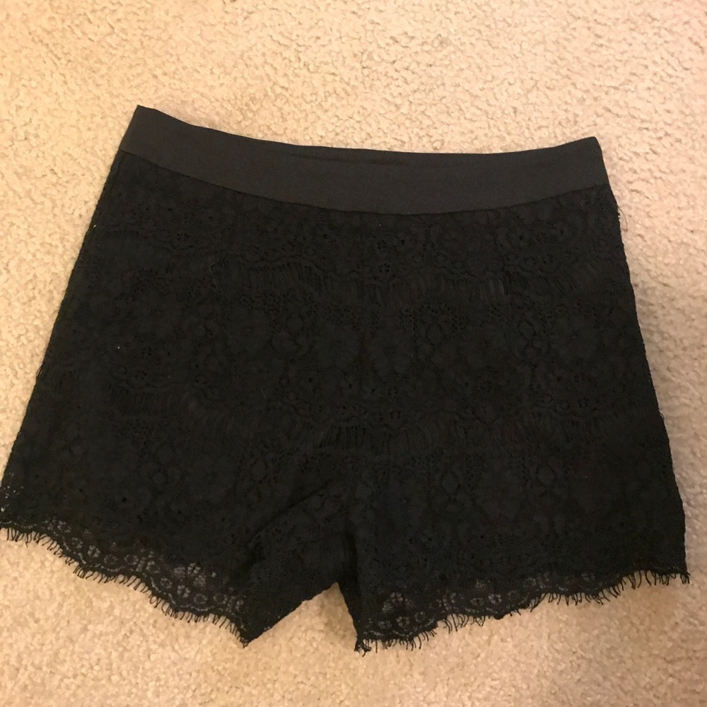 Black Lace high-waisted shorts