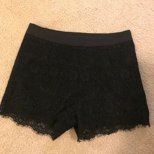 Black Lace high-waisted shorts
