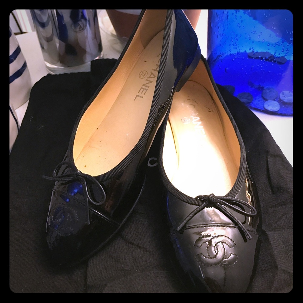 authentic chanel patent black flats size 37 1/2