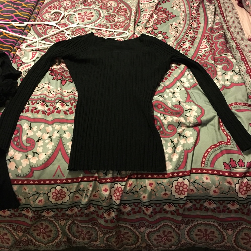 Black ribbed light weight