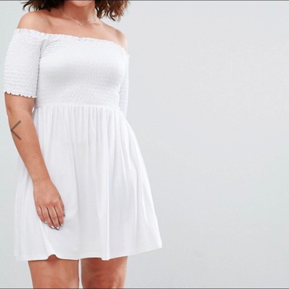 Off shoulder white sundress